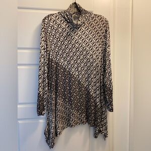 Dana Bachman turtleneck tunic, size XL